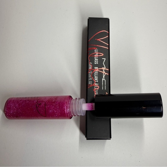 MAC Cosmetics LE Viva Glam Miley Cyrus - Picture 4 of 4
